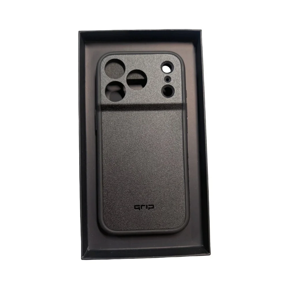 L7-O dbrand Grip Grippiest Case with Magsafe‎ for Apple iPhone 17 Pro - Black